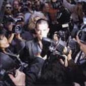 Disco de Robbie Williams: “Life Thru a Lens”
